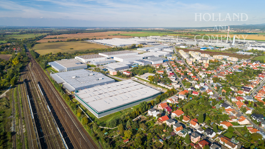 Sklad Bratislava - Devínska Nová Ves - 3.517 m2