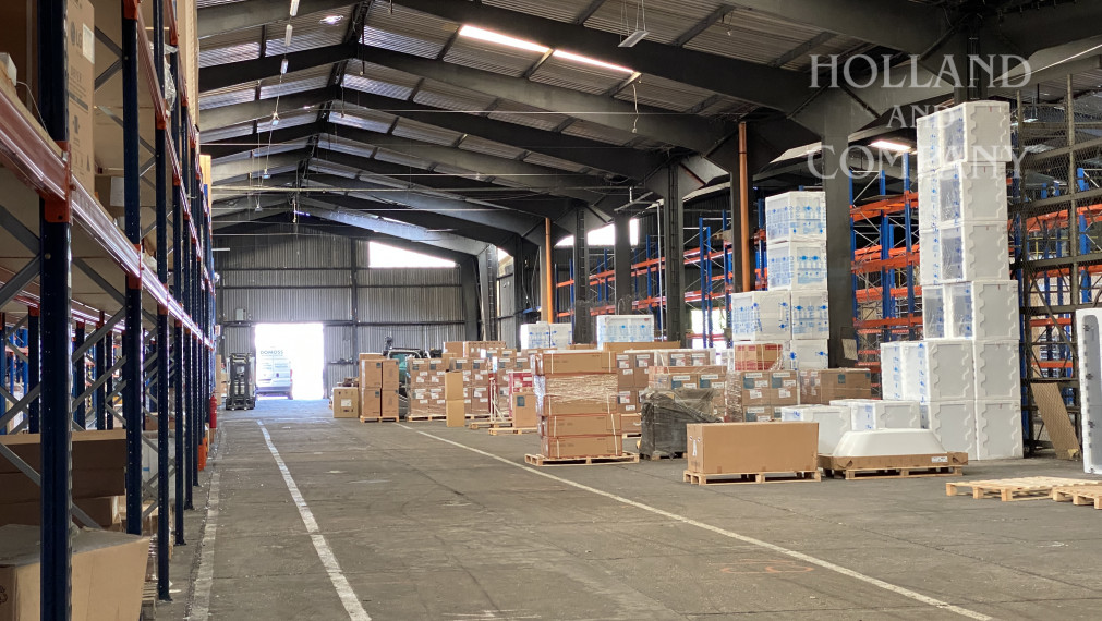 Skladový priestor v obci Madunice 5000 m2