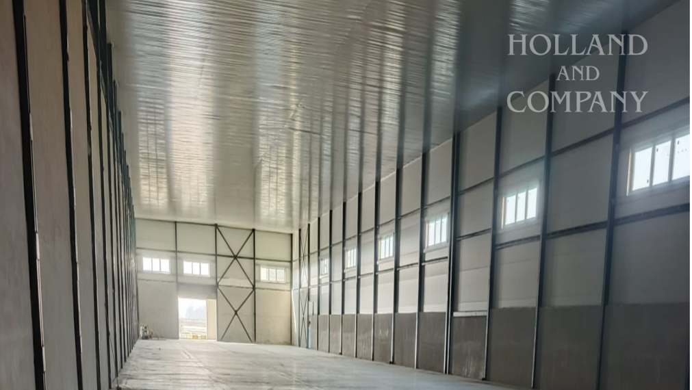 MODERN PRODUCTION & WAREHOUSE HALL | 11,000 m² in Gemer