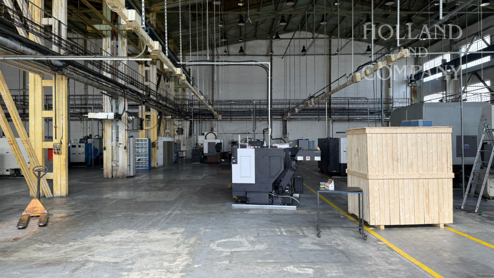 Production and Warehouse Hall with Overhead Crane for Sale – Trenčín