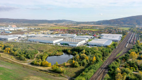 Warehouse space in Bratislava - Devinska Nová Ves - 10.000 m2 - fotografia 3