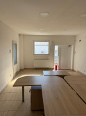 MODRA | 547 m² Warehouse for Rent | Ramp + Drive-in - fotografia 3