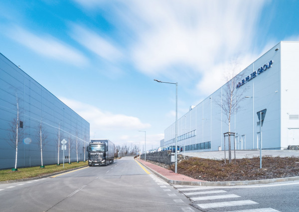 Warehouse space in Bratislava - Devinska Nová Ves - 3.517 m2