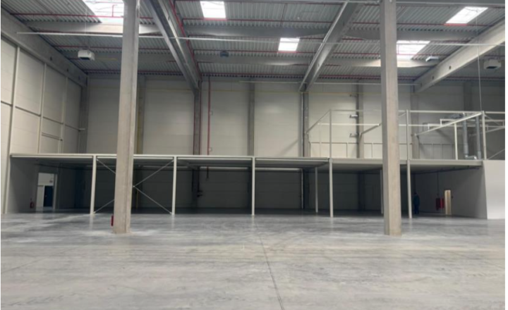 Warehouse Nové Mesto nad Váhom – 5,000 m² - fotografia 1