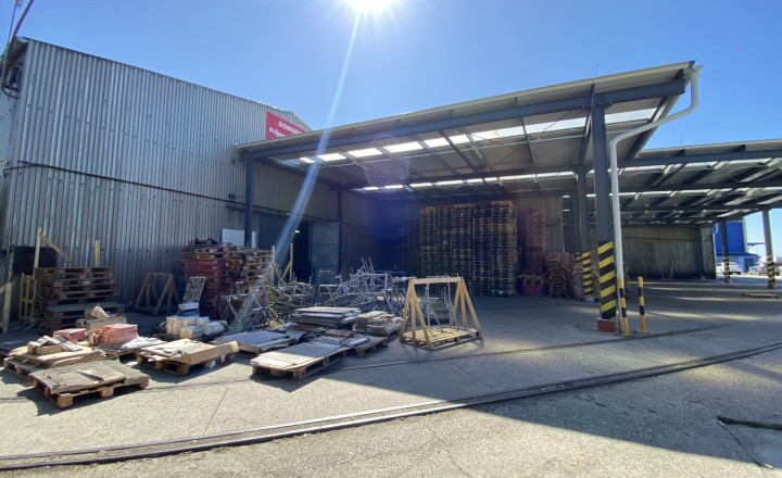 Lagerfläche im Dorf Madunice, 5000 m² - fotografia 4