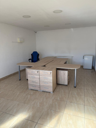MODRA | 547 m² Warehouse for Rent | Ramp + Drive-in - fotografia 3