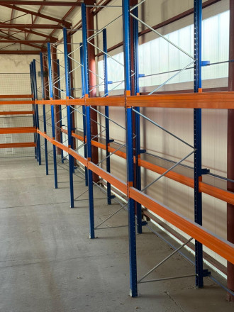 MODRA | 547 m² Warehouse for Rent | Ramp + Drive-in - fotografia 4